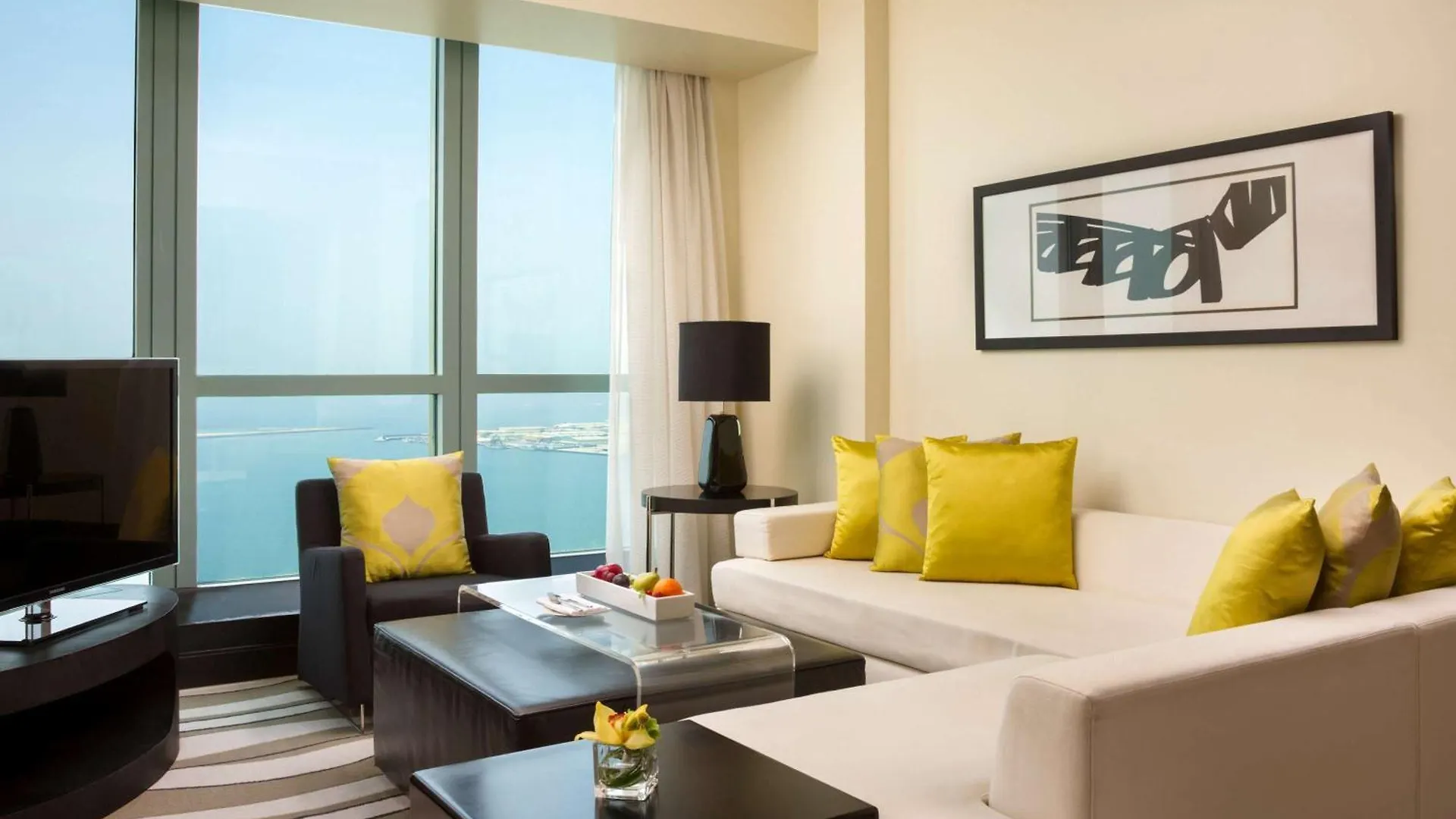 Hotel Sofitel Abu Dhabi Corniche 5*,