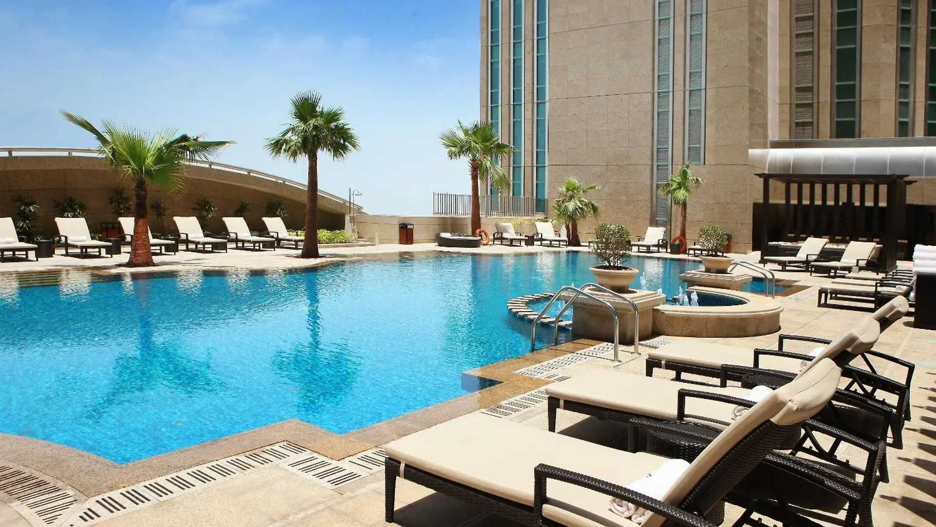 Hotel Sofitel Abu Dhabi Corniche Emiratos Árabes Unidos