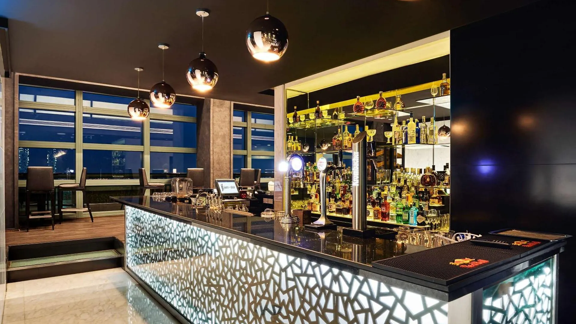 Hotel Sofitel Abu Dhabi Corniche 5*,  Emiratos Árabes Unidos