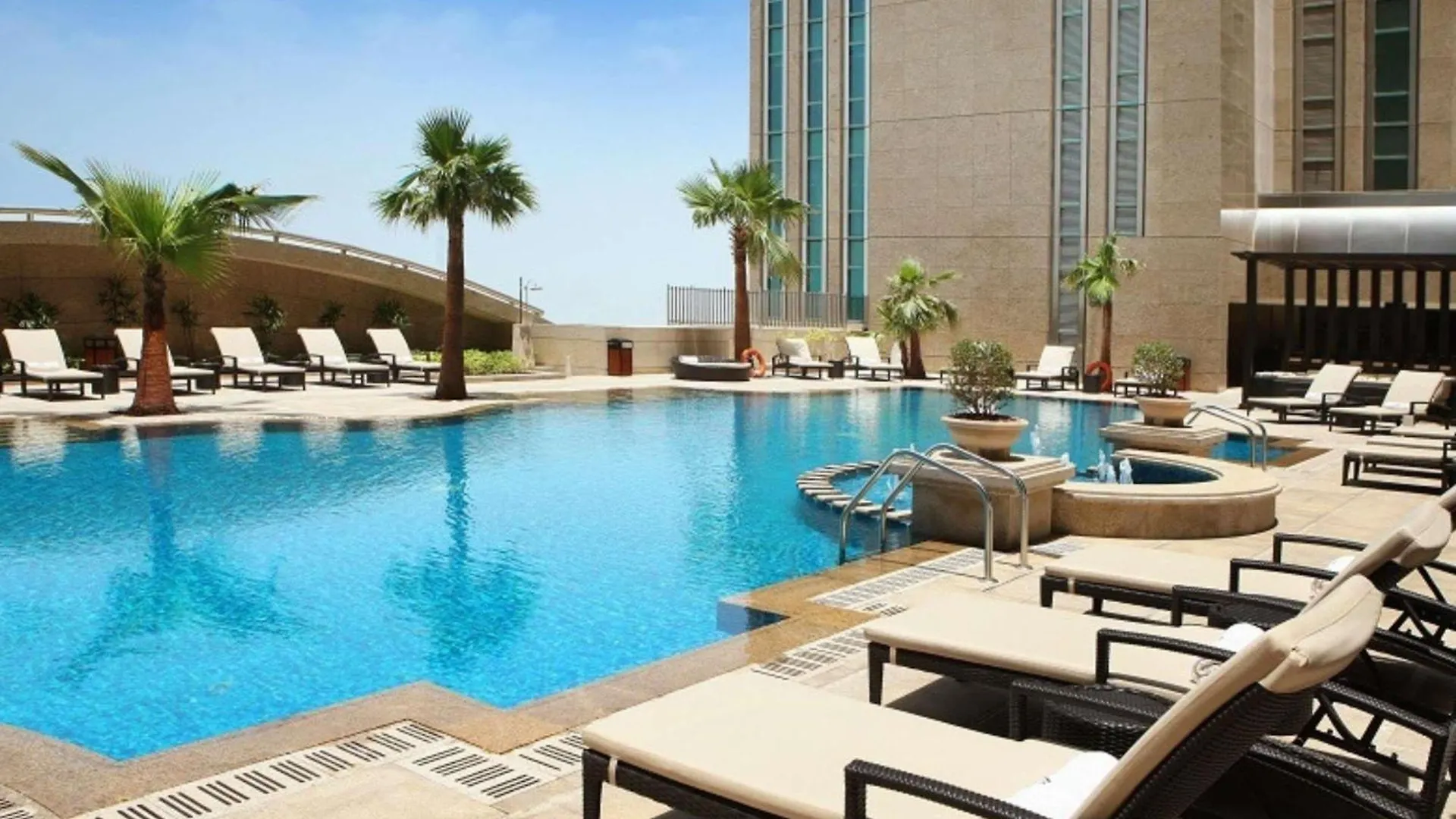 Hotel Sofitel Abu Dhabi Corniche