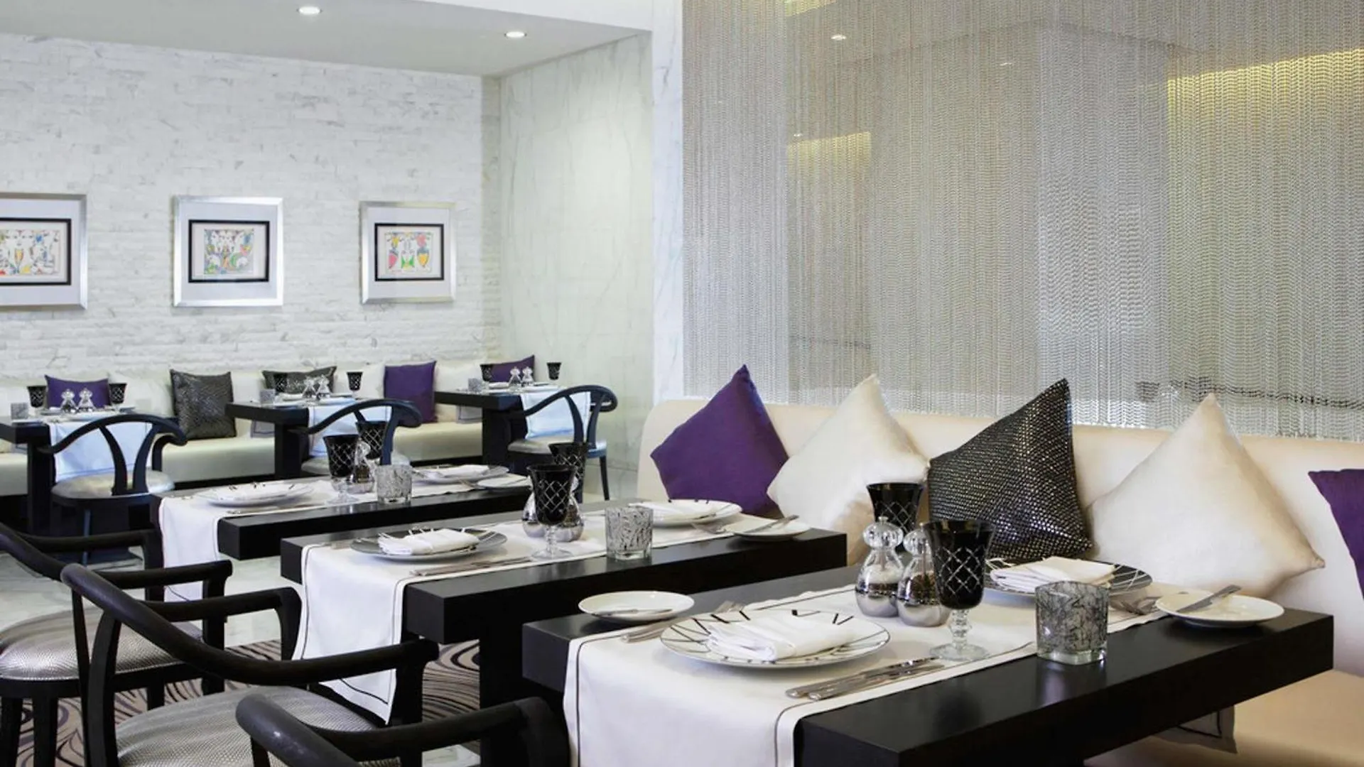 Sofitel Abu Dhabi Corniche Hotel 5*,  Forenede Arabiske Emirater