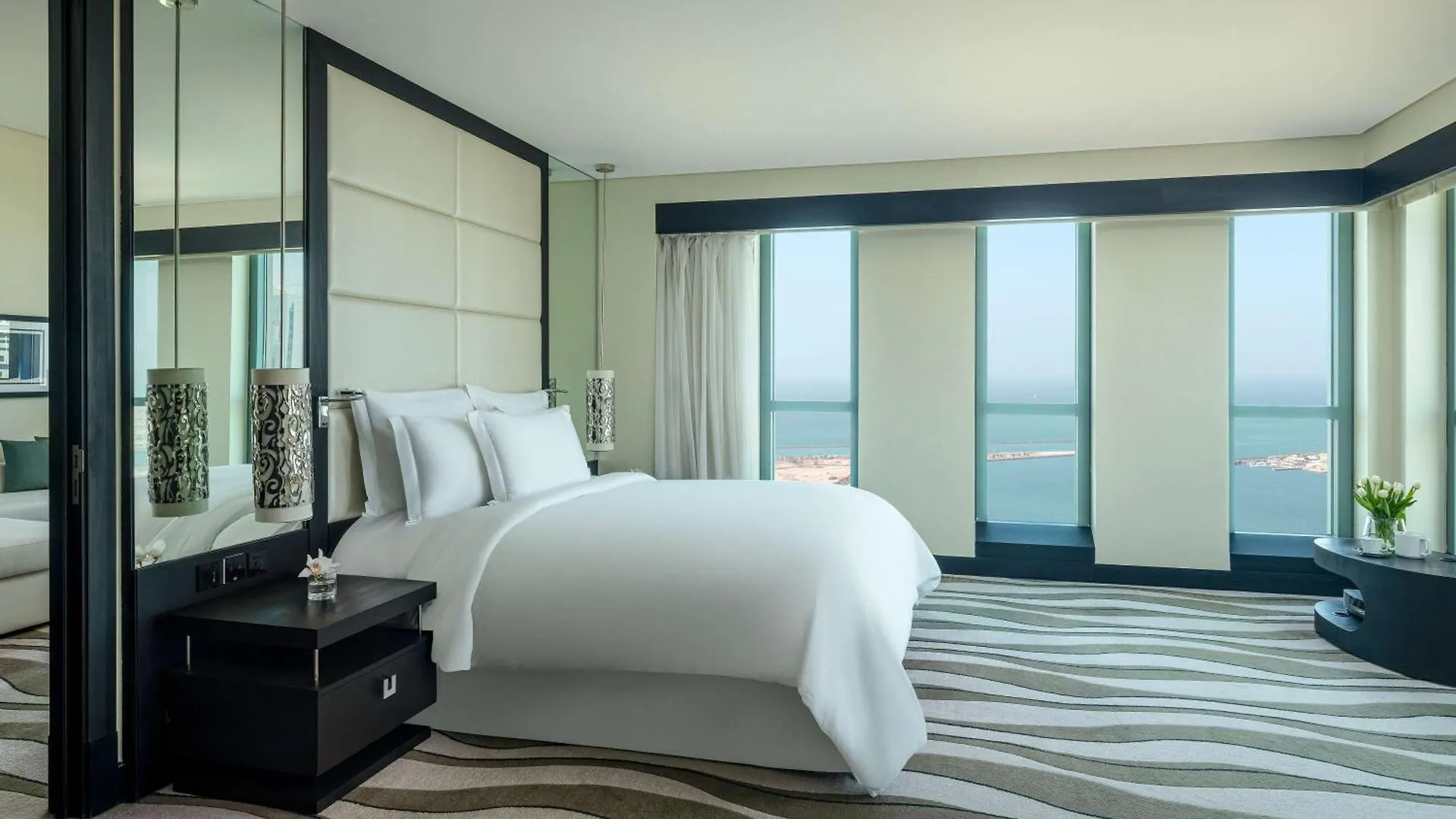 Sofitel Abu Dhabi Corniche Hotel