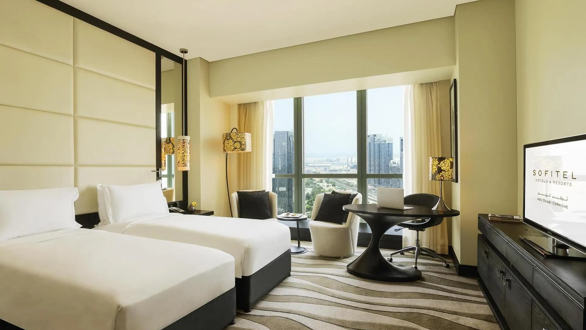 Hotel Sofitel Abu Dhabi Corniche 5*,  Emiratos Árabes Unidos