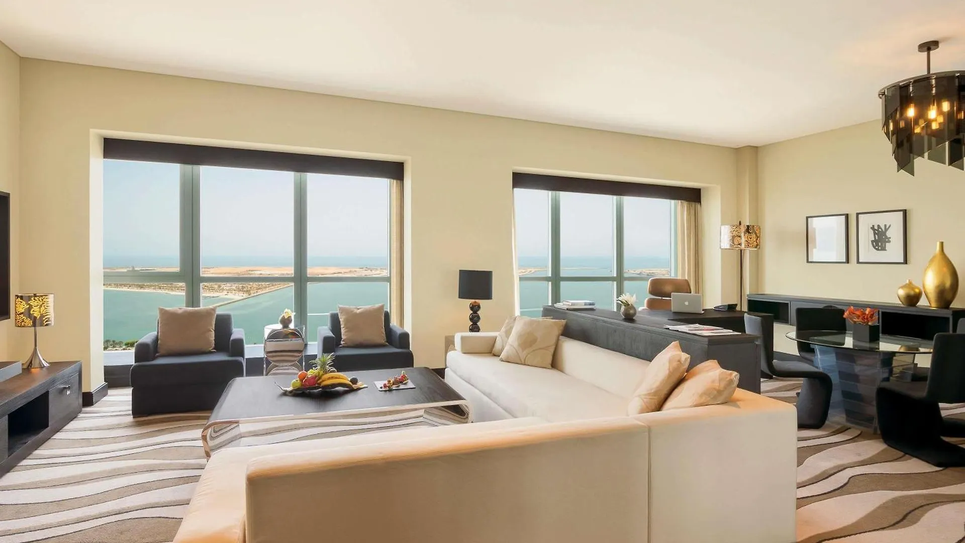 Hotel Sofitel Abu Dhabi Corniche